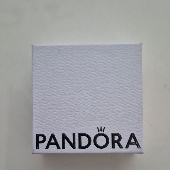 Pandora Rose Gold 'K' Letter Charm - Picture 9 of 16